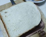 皮蛋肉鬆熱壓吐司的食譜步驟1照片