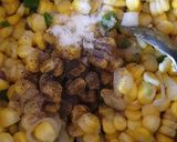 A picture of step 4 of Spring onion sweetcorn salad.