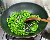 韭菜炒蛋蛋(簡單料理）的食譜步驟4照片