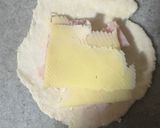 Foto del paso 5 de la receta: Pancitos caseros rellenos de jamón y queso, al sartén 🍳