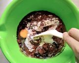 Gambar langkah 1 resipi Kek Coklat Cawan Mama!.
