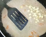 A picture of step 7 of Walnut Paneer Soup.