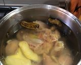 Foto del paso 1 de la receta: Caldo de pollo para base de tus platillos Sonorenses