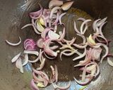 A picture of step 2 of Spinach Shorba.