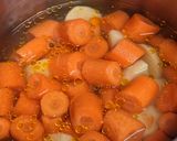 Foto del paso 2 de la receta Crema de Zanahorias y Patatas con Lentejas