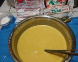 Foto langkah ke 5 dari resep Ayam Goreng Kremes.