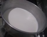 Foto del paso 1 de la receta: Crema pastelera sabor almendra