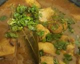 A picture of step 3 of Chicken curry.
