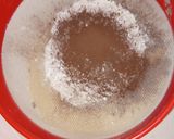 صورة لخطوة 3 من وصفة كيكة الشوكولاتة المسقية بدون شوكولاته اقتصادية والبنة ولا أروع🥧😋🤤