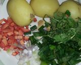 A picture of step 1 of Potatoes balls with tea.