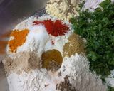 A picture of step 2 of Multi grain bathua lachha paratha.
