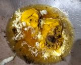 Foto langkah ke 3 dari resep Ayah goreng berselimut telur.