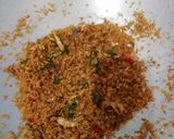 Foto langkah ke 5 dari resep Oseng ebi kering.