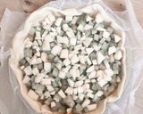 Une image de l'étape 3 de Tarte rhubarbe et pomme.
