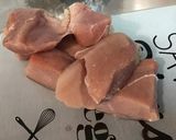 Une image de l'étape 1 de Veau mariné sucré salé au romarin.