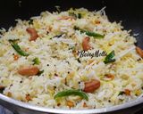 A picture of step 4 of Thengai Sadam / South Indian Coconut Rice.