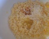 A picture of step 3 of Icing for any cake or cupcake.