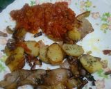 A picture of step 4 of Potato,bacon salsa sandwich.