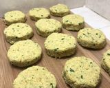 Foto del paso 3 de la receta: Falafel de garbanzos al horno con salsa de yogurt 🧆💚