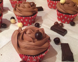 Foto del paso 10 de la receta: Cupcakes con galletas de chocolate