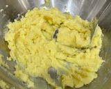 Hình bước làm 1 của món Khoai Tây Bọc Phô Mai Chiên Xù Kiểu Nhật