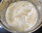 Une image de l'étape 2 de Gratin dauphinois.