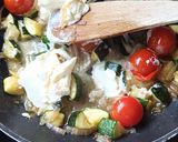 Une image de l'étape 3 de Pâtes, sauce crémeuse au Philadelphia, courgettes et tomates cerises.