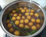 Foto langkah ke 4 dari resep Biji Salak Labu Kuning.