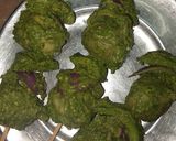 A picture of step 3 of Hariyali Aloo Tikka.