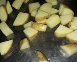 Foto del paso 1 de la receta: Papas crocantes al horno! 😊