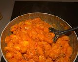 Une image de l'étape 4 de Gnocchi pesto rosso.