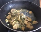 Foto del paso 1 de la receta: Champis rehogados con tomate
