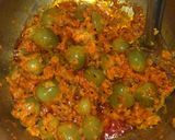 A picture of step 6 of Gum berry (gunda) and raw mango sabji.