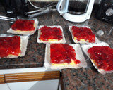 Foto del paso 10 de la receta: Tarta de frutillas c/pastelera /crema individual. Grace