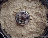 Foto del paso 4 de la receta: Torta de manzana invertida sin azúcar refinada y con gluten