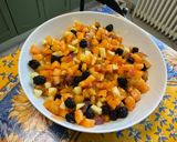 Une image de l'étape 18 de Salade de melon et fruits du jardin au jus d’agrumes.
