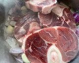Foto langkah ke 1 dari resep Osso buco soup.