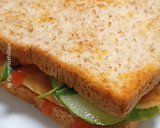 Foto langkah ke 5 dari resep Simply Spinach Toast.