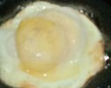 Foto langkah ke 3 dari resep Telur mata sapi maknyus.