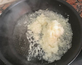 Foto del paso 1 de la receta: Buñuelos de escarola