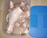 A picture of step 2 of Sweet potato with chicken stew.