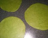 A picture of step 2 of Palak puri.
