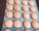 Hình bước làm 5 của món Macaron với kem bơ