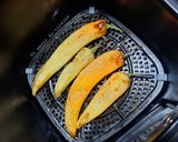 Une image de l'étape 4 de Poivrons et piments forts cuits au air fryer 🫑🌶.
