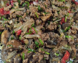 صورة لخطوة 4 من وصفة فطر ولحمة على طريقتي
