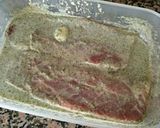 Foto del paso 3 de la receta: Chuletas de cabecero de lomo 🐷 adobada
