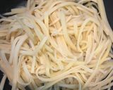 รูปขั้นตอนการทำที่ 1 ของ ห่อหมกกะทิหน่อไม้หมูสับ