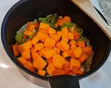 Foto del paso 4 de la receta Solomillo de cerdo en salsa de verduras