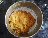 A picture of step 2 of Prawns kebab.