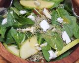 Foto del paso 5 de la receta: Ensalada de espinacas con manzana y algo más
